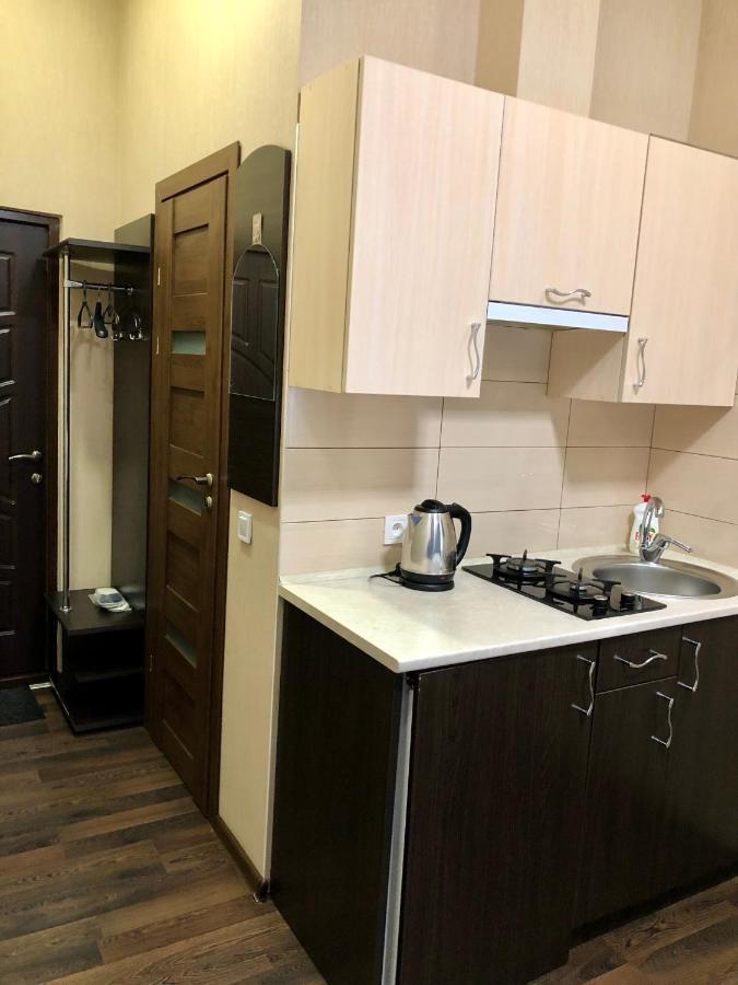 Apartment Studio-біля вокзалу-недалеко від центру-городоцька 151 *
